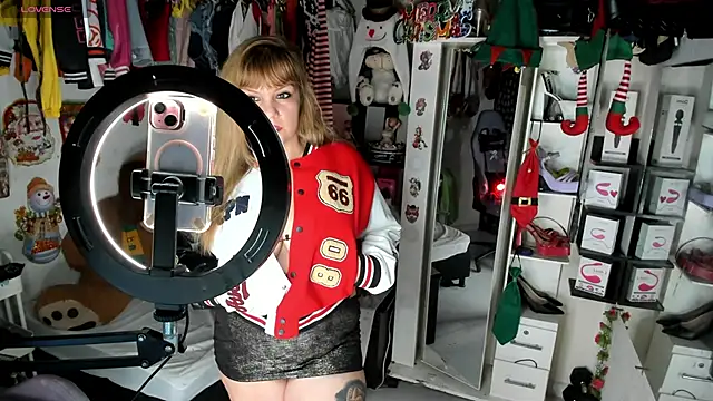 allsson queen online show from January 5, 10:02 pm