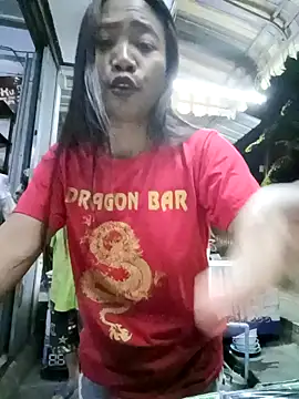 Snapshot of KinkyKit_May chatting on December 20, 2:05 pm KinkyKit May online show from December 20, 2:05 pm