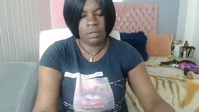 Snapshot of Negrabig chatting on February 28, 9:58 am Negrabig online show from February 28, 9:58 am