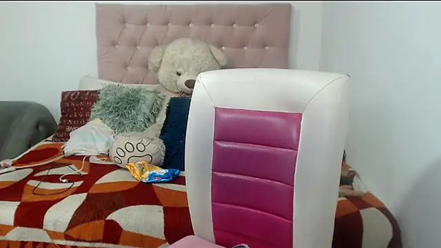 Snapshot of Negrabig chatting on November 22, 3:49 am Negrabig online show from November 22, 3:49 am