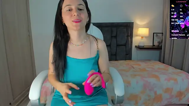 lucia s1 online show from February 19, 11:06 am