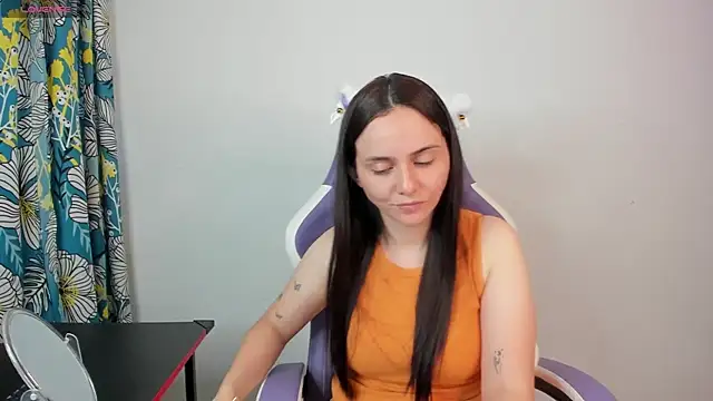 lucia s1 online show from February 21, 10:55 pm