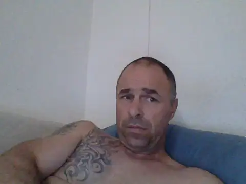 Snapshot of Nowy111 chatting on May 11, 12:00 pm Nowy111 online show from May 11, 12:00 pm