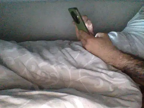 Snapshot of Nowy111 chatting on May 17, 4:43 am Nowy111 online show from May 17, 4:43 am