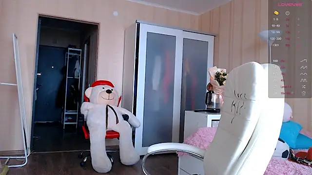 Snapshot of PamHardFuck chatting on February 9, 9:16 am PamHardFuck online show from February 9, 9:16 am