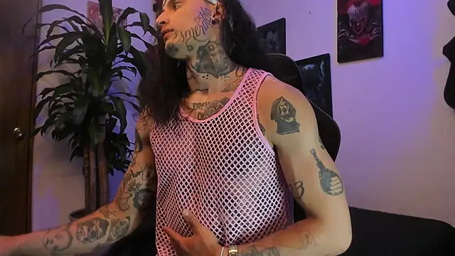 Snapshot of Ryuk_it chatting on September 20, 1:23 pm Ryuk it online show from September 20, 1:23 pm