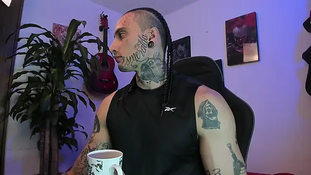 Snapshot of Ryuk_it chatting on September 23, 1:14 pm Ryuk it online show from September 23, 1:14 pm