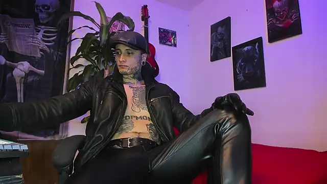 Snapshot of Ryuk_it chatting on October 7, 1:30 pm Ryuk it online show from October 7, 1:30 pm