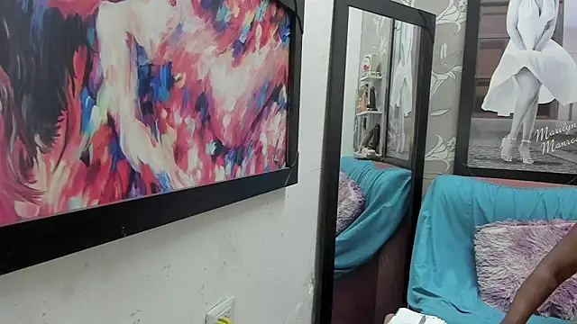 Karen Bis online show from March 17, 8:45 pm