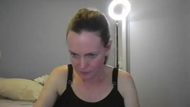 Annylove1 online show from December 15, 12:26 am