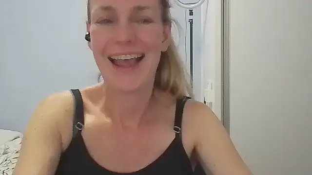 Annylove1 online show from January 15, 12:26 am