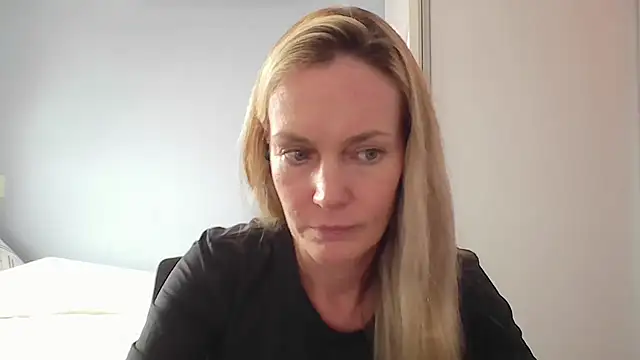 Annylove1 online show from February 11, 4:56 pm