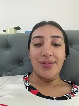 Hannahoff online show from February 8, 10:19 pm