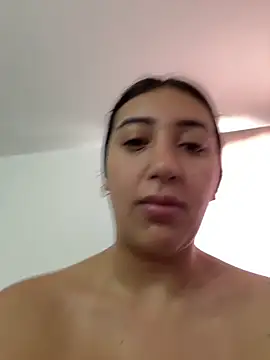 Hannahoff online show from March 10, 2:16 pm