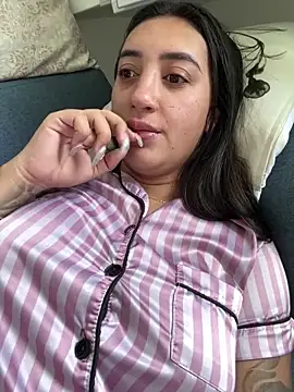 Hannahoff online show from October 19, 5:13 pm