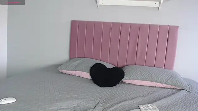 Snapshot of Danii_vg1 chatting on June 27, 12:55 pm Danii vg1 online show from June 27, 12:55 pm