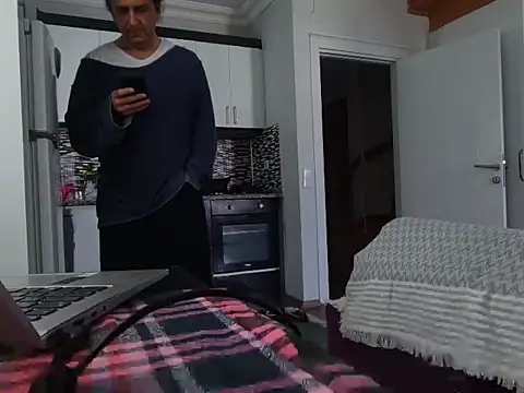 ALPHANDRE online show from April 23, 6:47 am