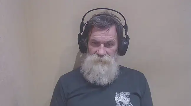 Snapshot of AlexNudo chatting on December 26, 12:05 pm AlexNudo online show from December 26, 12:05 pm