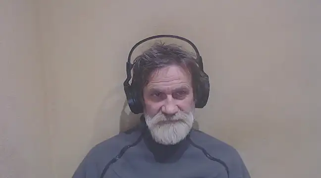 Snapshot of AlexNudo chatting on January 9, 5:00 pm AlexNudo online show from January 9, 5:00 pm