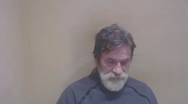 Snapshot of AlexNudo chatting on January 13, 11:08 am AlexNudo online show from January 13, 11:08 am