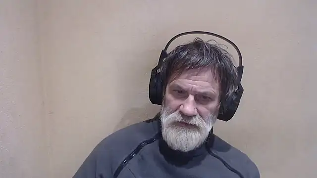 Snapshot of AlexNudo chatting on January 16, 9:05 am AlexNudo online show from January 16, 9:05 am