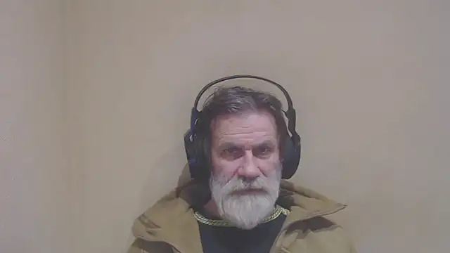 Snapshot of AlexNudo chatting on January 25, 3:41 pm AlexNudo online show from January 25, 3:41 pm