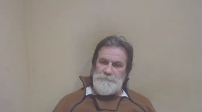 Snapshot of AlexNudo chatting on February 6, 7:40 pm AlexNudo online show from February 6, 7:40 pm