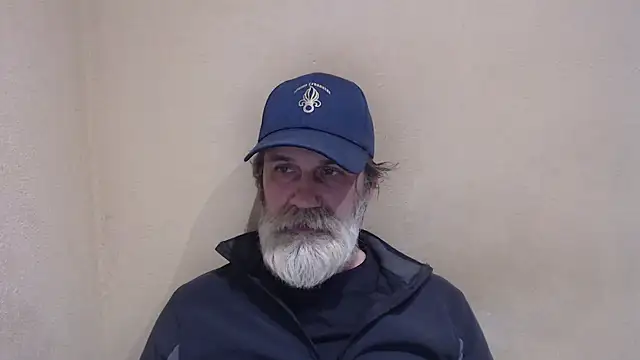 Snapshot of AlexNudo chatting on February 8, 9:56 am AlexNudo online show from February 8, 9:56 am