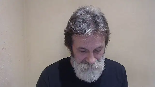 Snapshot of AlexNudo chatting on February 10, 8:20 am AlexNudo online show from February 10, 8:20 am