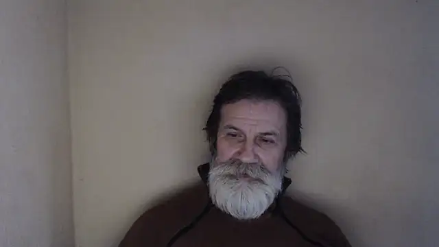 Snapshot of AlexNudo chatting on February 15, 10:55 am AlexNudo online show from February 15, 10:55 am