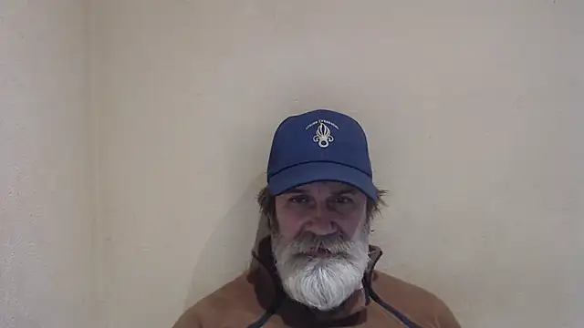 Snapshot of AlexNudo chatting on February 15, 2:44 pm AlexNudo online show from February 15, 2:44 pm