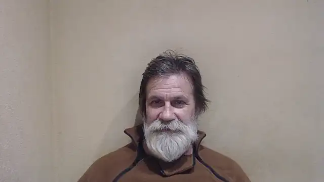 Snapshot of AlexNudo chatting on February 15, 8:22 pm AlexNudo online show from February 15, 8:22 pm