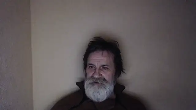 Snapshot of AlexNudo chatting on February 15, 11:25 pm AlexNudo online show from February 15, 11:25 pm