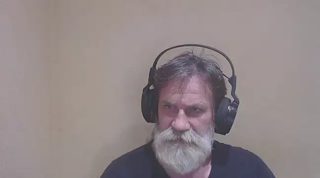 Snapshot of AlexNudo chatting on February 16, 7:04 am AlexNudo online show from February 16, 7:04 am