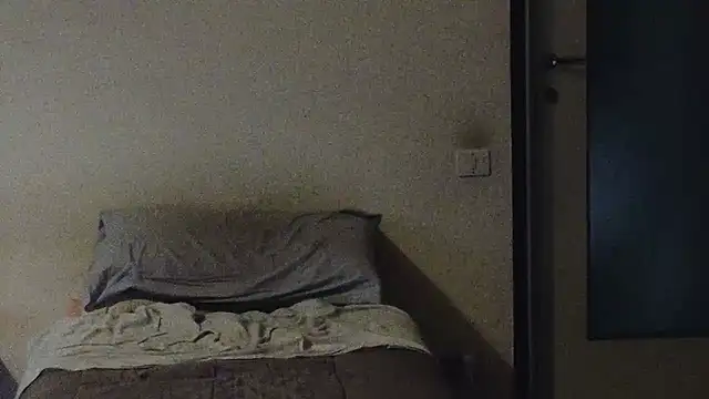 Snapshot of AlexNudo chatting on March 14, 9:57 am AlexNudo online show from March 14, 9:57 am