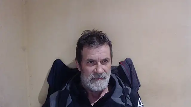 Snapshot of AlexNudo chatting on October 2, 6:37 pm AlexNudo online show from October 2, 6:37 pm