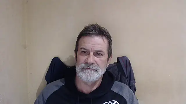 Snapshot of AlexNudo chatting on October 6, 7:50 am AlexNudo online show from October 6, 7:50 am