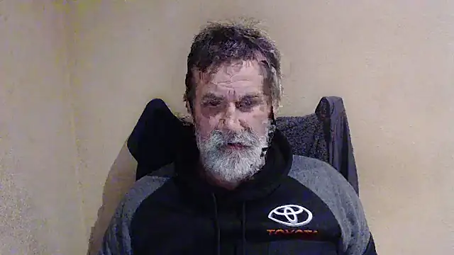 Snapshot of AlexNudo chatting on October 19, 10:43 pm AlexNudo online show from October 19, 10:43 pm