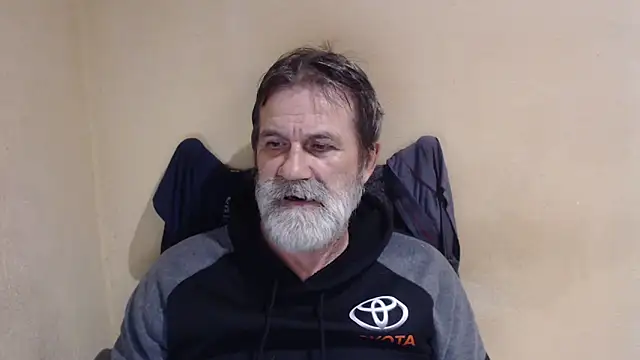 Snapshot of AlexNudo chatting on October 28, 8:55 pm AlexNudo online show from October 28, 8:55 pm