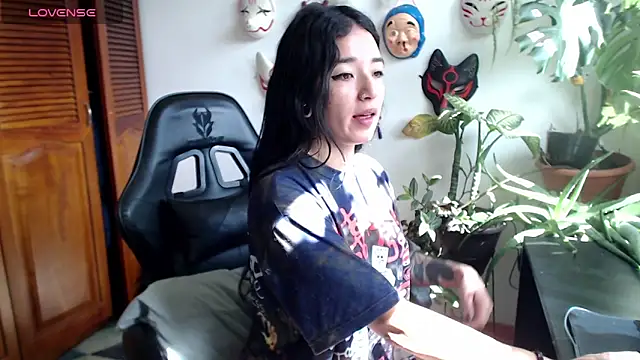 Snapshot of cat_salo chatting on May 25, 7:31 pm cat salo online show from May 25, 7:31 pm