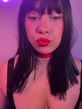 Snapshot of Im_sophiie chatting on February 26, 7:53 am Im sophiie online show from February 26, 7:53 am