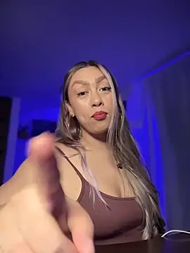 Snapshot of Im_sophiie chatting on October 26, 6:41 am Im sophiie online show from October 26, 6:41 am