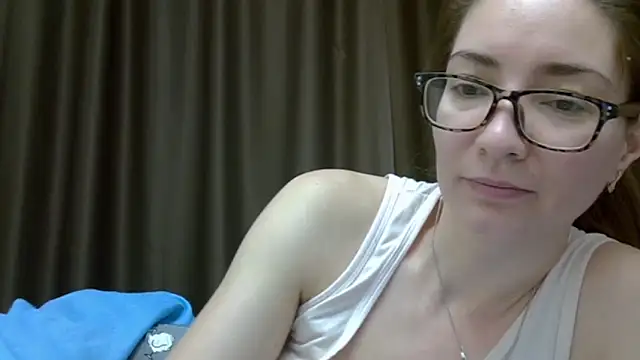 Ashleyspice online show from December 19, 5:40 am