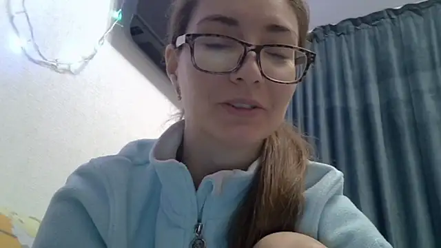 Ashleyspice online show from December 25, 6:20 am