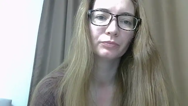 Ashleyspice online show from February 19, 6:33 am