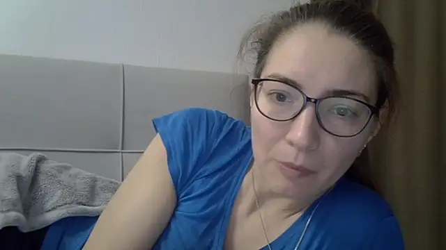 Ashleyspice online show from December 16, 6:07 am