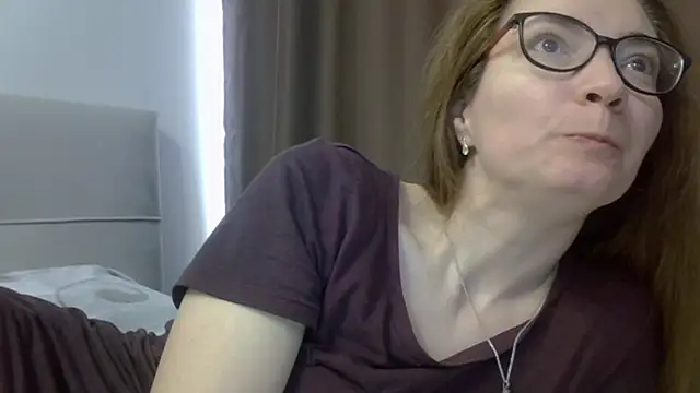 Ashleyspice online show from March 11, 7:25 am