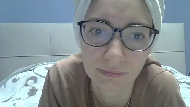 Snapshot of Ashleyspice chatting on June 5, 5:36 am Ashleyspice online show from June 5, 5:36 am