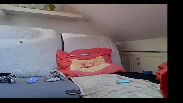 Cambitchboy online show from April 18, 6:06 am