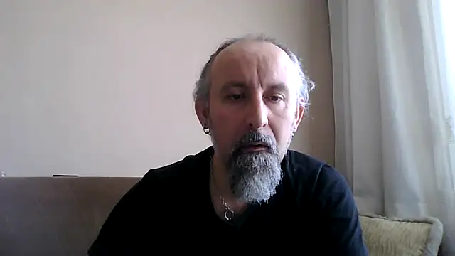 BuckWessle online show from April 27, 11:08 am